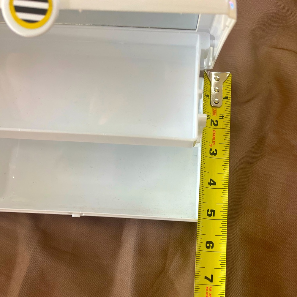 White Make Up Container - Picture 7 of 7